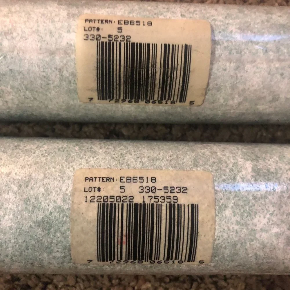 Vintage International Wallcoverings Wallpaper NEW 2 Bolts Green Cream Slight Gra